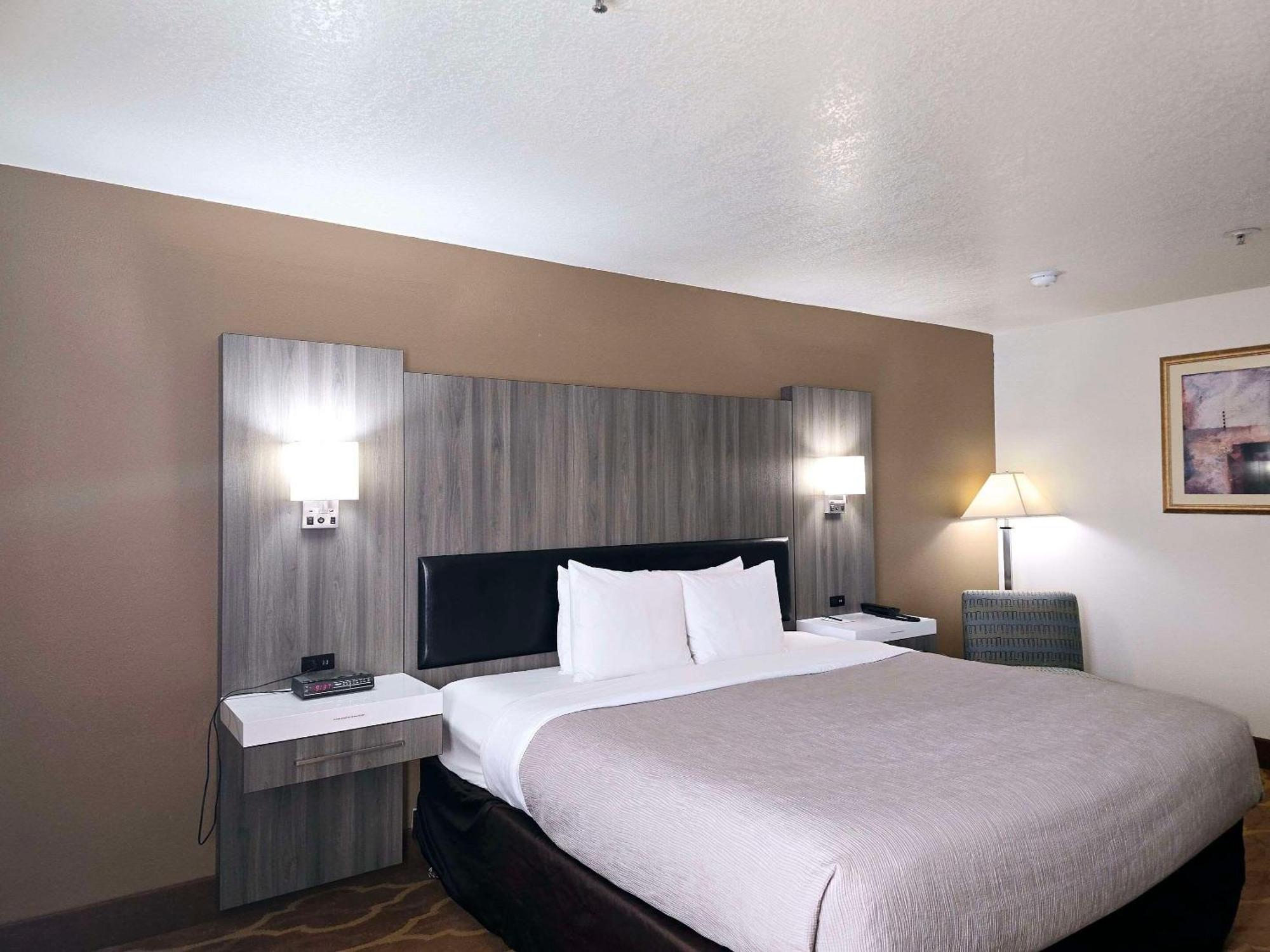 Quality Inn & Suites Longview Kelso Ngoại thất bức ảnh